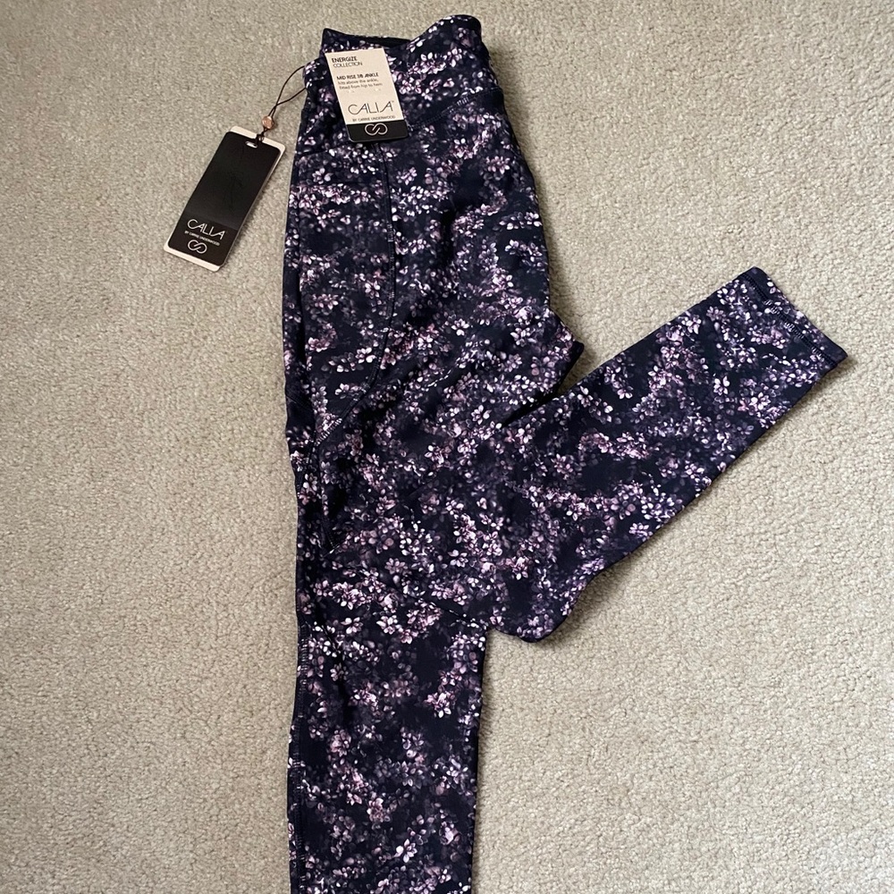 Calia by Carrie Underwood Mid-Rise 7/8 Leggings